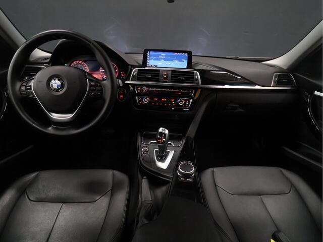 BMW 3-SERIE Touring 320i Luxury Edition [GROOT NAVIGATIE, VOL LEDER, STOELVERWARMING, PDC ACHTER, LEDVERLICHTING, BLUETOOTH, CLIMATE CONTROL, NIEUWSTAAT]