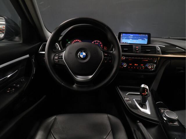 BMW 3-SERIE Touring 320i Luxury Edition [GROOT NAVIGATIE, VOL LEDER, STOELVERWARMING, PDC ACHTER, LEDVERLICHTING, BLUETOOTH, CLIMATE CONTROL, NIEUWSTAAT]