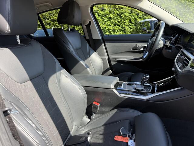 BMW 3-SERIE 330e High Executive, Sport pack | Trekhaak