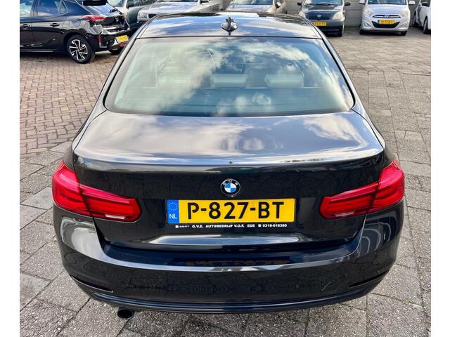 BMW 3-SERIE 318I EDITION LU.L EXEC.