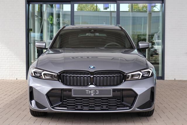 BMW 3-SERIE Touring 330e | M Sportpakket | Innovation Pack | Comfort Pack