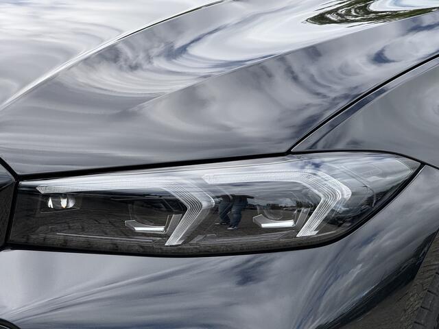 BMW 3-SERIE Touring 330e | M-Sport Pro | HiFi | Camera | 19" |