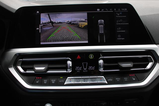 BMW 3-SERIE Touring 330e High Executive M SPORT SHADOW ACC MEMORY HEAD-UP CAMERA KEY-LESS AMBIENT CARPLAY