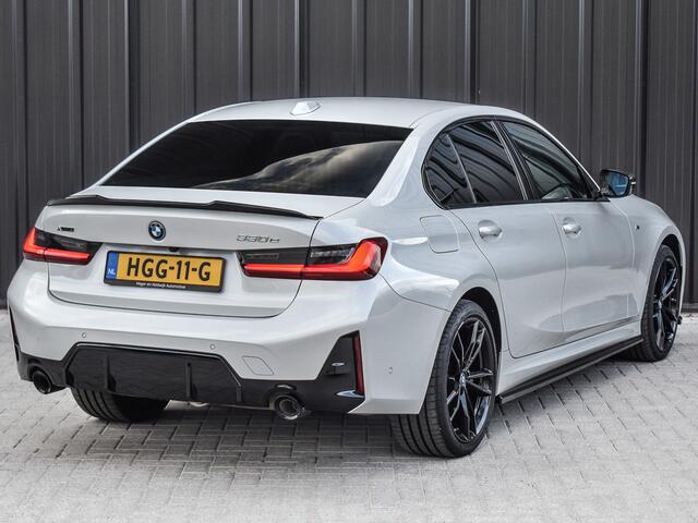 BMW 3-SERIE 330e X-DRIVE M-SPORT | ACTIVE CRUISE | TREKHAAK | SPORTSTOELEN | SHADOW-LINE | ACTIVE CRUISE | CAMERA | DAB+ | HIFI SOUND | FULL STYLING