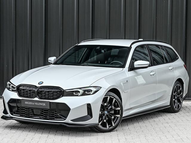BMW 3-SERIE Touring 330e xDrive M-SPORT | FACELIFT | ACCU 19,5 kWh | ACTIVE CRUISE | ELEKTR. TREKHAAK | HIFI AUDIO | SHADOW LINE | CAMERA | FULL-LED | STUUR- EN STOELVERWARMING