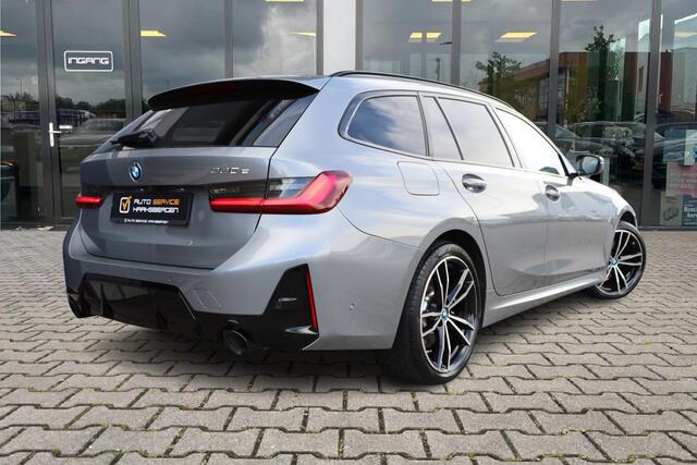 BMW 3-SERIE Touring 330e xDrive M-Sport | Pano | Head-Up | Memory |