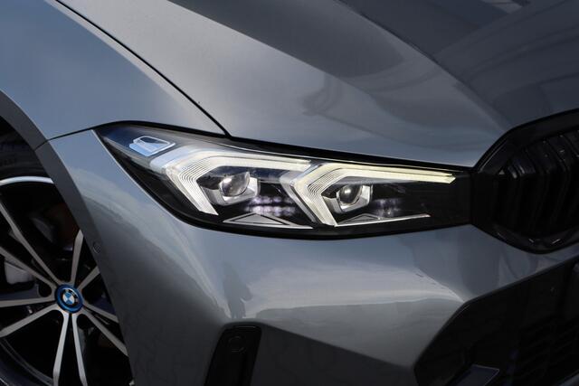 BMW 3-SERIE Touring 330e xDrive M-Sport | Pano | Head-Up | Memory |