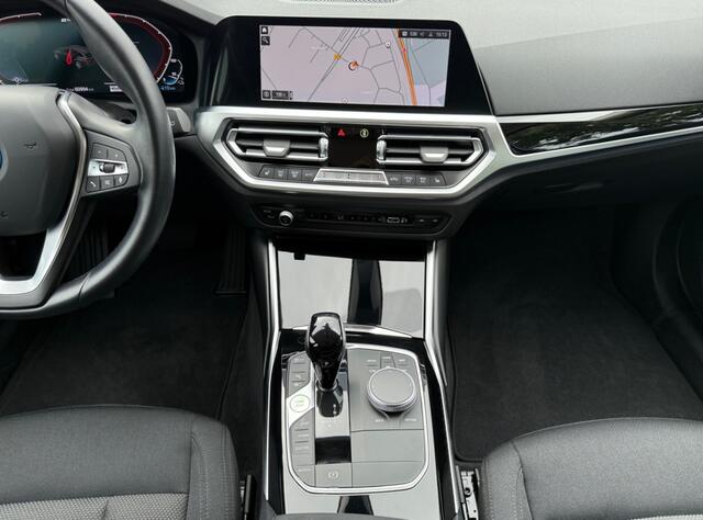 BMW 3-SERIE 320e xDrive Business Edition Plus I Navi I Keyless