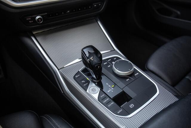 BMW 3-SERIE Touring 320i High Executive Edition M-Sport , Panoramadak, Leer, Harman/Kardon,