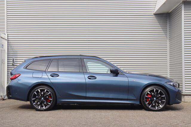 BMW 3-SERIE Touring 330e High Executive | M Sportpakket Pro | Innovation Pack | Panodak | Head-Up | Trekhaak | Harman Kardon | Driving Assistant | Adaptive Cruise Control | 19'' LMV