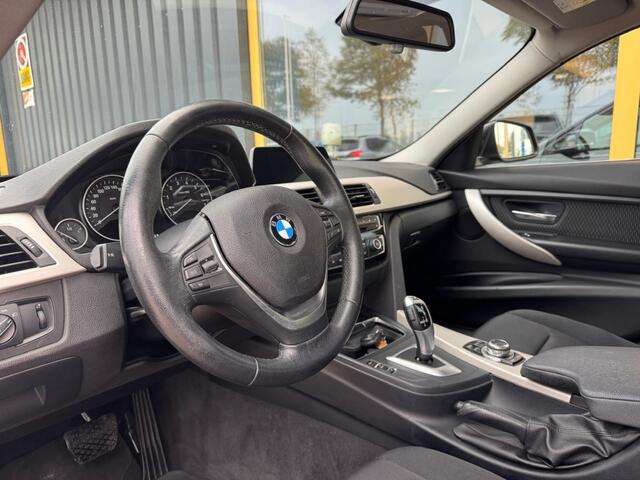 BMW 3-SERIE 318i Executive Automaat