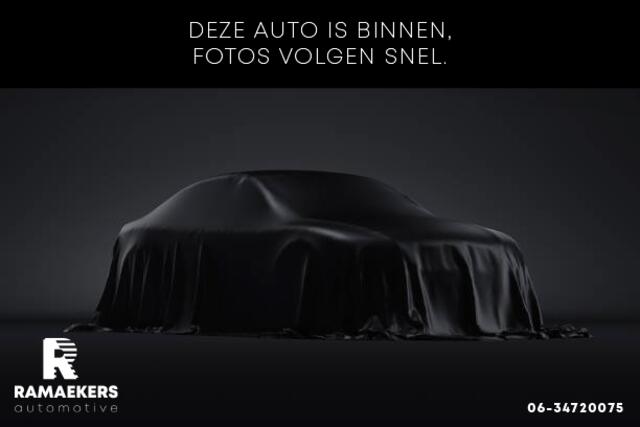 BMW 3-SERIE Touring 330e Sport Line / Hifi / Camera / Sportstoelen /