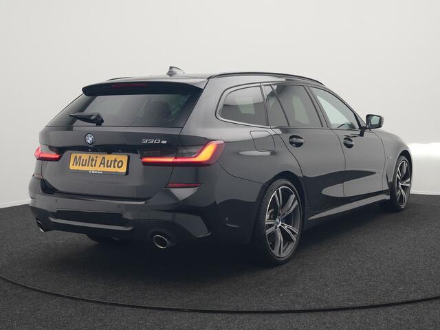 BMW 3-SERIE Touring 330e M Sport Plug In Hybrid 292pk Dealer O.H PHEV | Trekhaak Af Fabriek | Adaptive Onderstel | Adaptive Cruise | Laser LED | Sportstoelen Verwarmd | Sfeerverlichting | Apple Carplay | Camera | Virtual | Navigatie | DAB |
