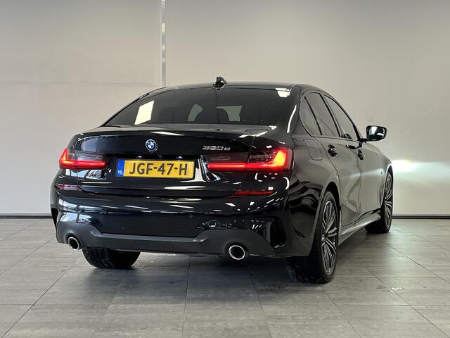 BMW 3-SERIE 320e M-sport | LASER LIGHT | CARPLAY | CAMERA | LEER/ALCANTARA |