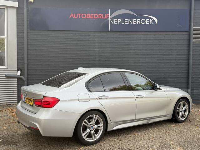 BMW 3-SERIE 318i M Sport | 2016 | NL-auto | 128.000 km | Dealer onderhouden | 140pk