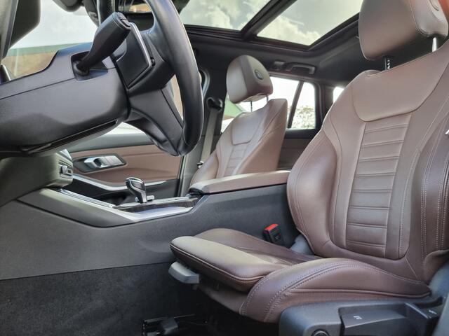 BMW 3-SERIE Touring 330e eDrive Edition | Luxury Line | Automaat |