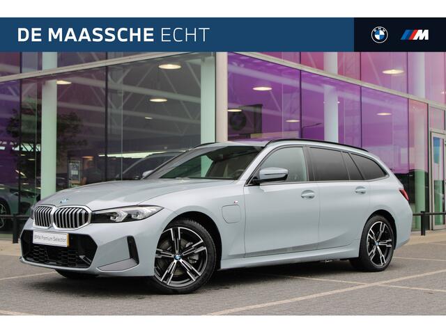 BMW 3-SERIE Touring 330e M Sport Automaat / Trekhaak / Achteruitrijcamera / Sportstoelen / Comfort Access / Active Cruise Control / M Adaptief onderstel