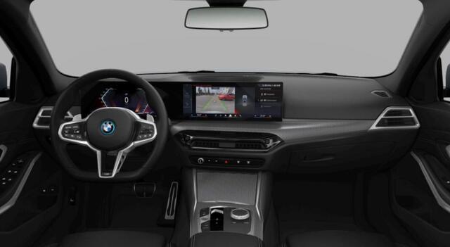 BMW 3-SERIE Touring 330e M-Sport - Pano - ACC- LCI 2 - Trekhaak - Hifi - Widescreen