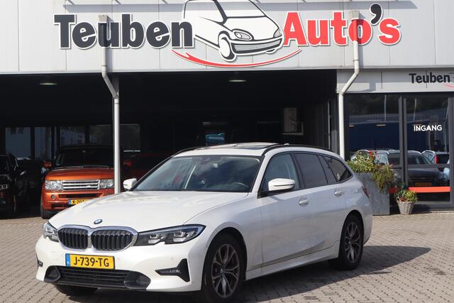 BMW 3-SERIE Touring 320i Executive Edition Navigatie, Panoramadak, Apple Carplay, Camera, Cruise control