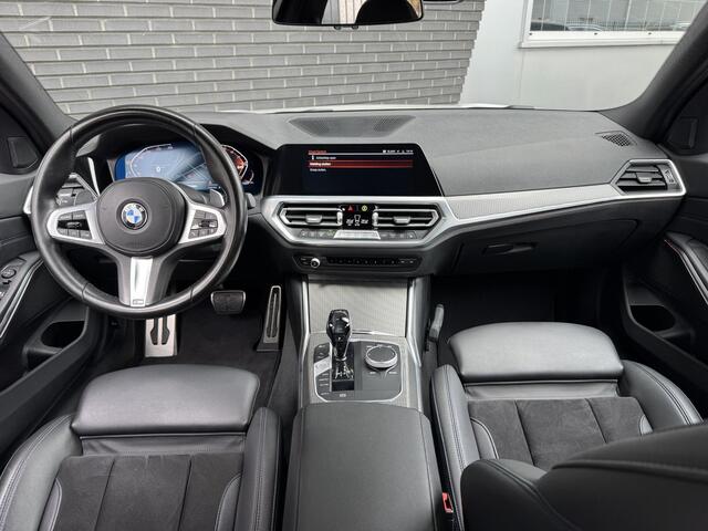 BMW 3-SERIE 320i High Executive