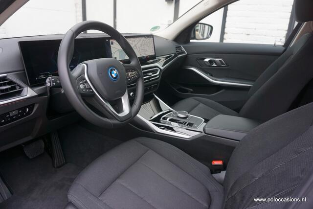 BMW 3-SERIE 320e Facelift | Carplay | Live Cockpit | Widescreen | Dealerauto