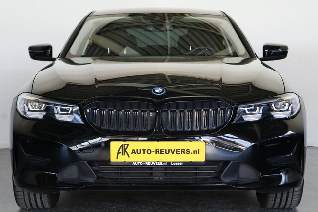 BMW 3-SERIE 320e / LED / Navi / CarPlay / Cam / Clima