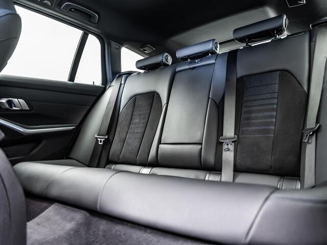 BMW 3-SERIE Touring 330e |M-Pakket|Facelift|Ambient|Elek. Stoelen|Dodehoek|