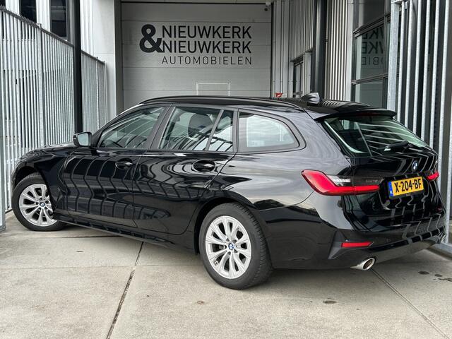 BMW 3-SERIE Touring 318i Executive Edition | NIEUW MODEL | AUTOMAAT | CARPLAY/ANDROID | NAVI | CRUISE CONTROL | CLIMATE CONTROL | PDC V+A | LMV | STOELVERWARMING | ELEKTR. ACHTERKLEP | LICHT+REGEN SENSOR | LED | BLUETOOTH