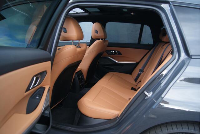 BMW 3-SERIE Touring 330e xDrive 292PK M-Sport Panorama/Harman-K/Wegkl-Trhk/360camera/Memory