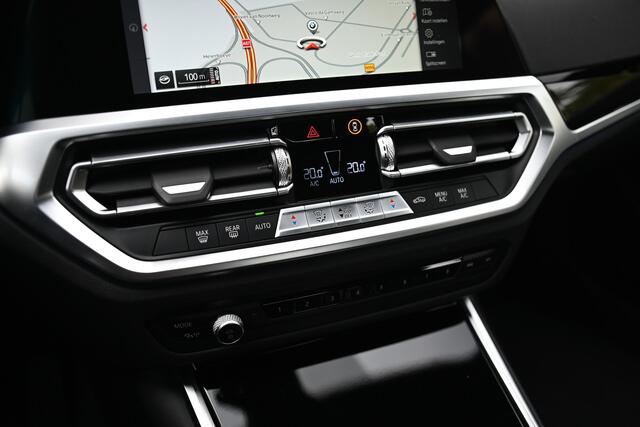 BMW 3-SERIE 318i Executive Sport Line Automaat / Sportstoelen / LED / Live Cockpit Professional / Stoelverwarming / Cruise Control