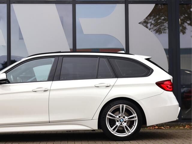 BMW 3-SERIE Touring 318i M Sport Automaat | Pano | Clima | LED | Navi |