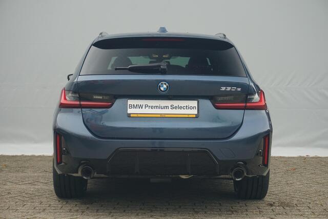 BMW 3-SERIE Touring 330e M Sportpakket Pro 19'' / Harman Kardon / Panoramadak / Driving Assistant Professional