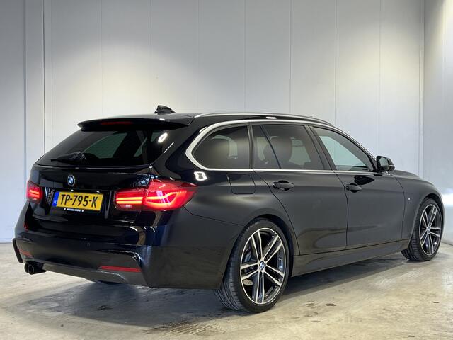 BMW 3-SERIE Touring 320i Edition M Sport Shadow High Executive | Navigatie | LM Velgen 19" | Elektrisch Glazen Panoramadak | Voorstoelen Verwarmd | Cruise Control | Lederen Bekleding | Airco |