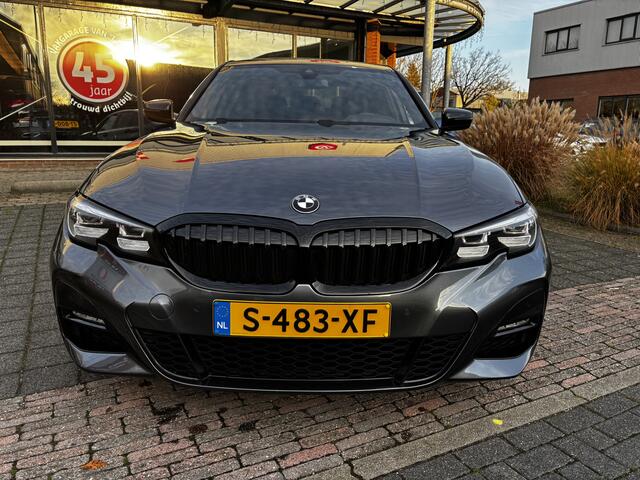BMW 3-SERIE 330e High Executive M-Sport Leder Apple carplay Sfeerverlichting