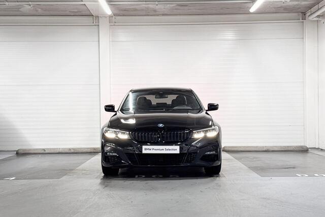 BMW 3-SERIE Sedan 330e Business Edition Plus l M-Sport l Trekhaak