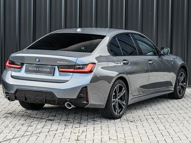 BMW 3-SERIE 330e | M-SPORT | SPORT SEATS | AMBIANCE INTERIEUR | ACTIVE CRUISE | DAB+ | HIFI SOUND | SHADOW-LINE | TREKHAAK | STUURVERWARMING