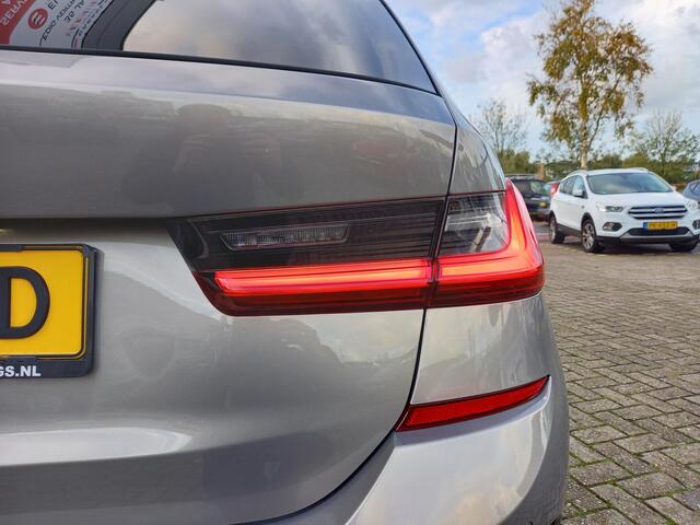 BMW 3-SERIE Touring 330i Introduction High Executive Edition M-SPORT - 360 CAMERA - PANO - VIRTUAL COCKPIT - LEER - NL AUTO