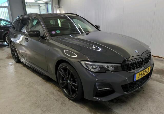 BMW 3-SERIE Touring 318i Executive Edition | M-Pakket | Panoramadak | NL-Auto