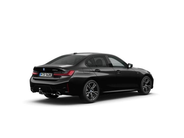 BMW 3-SERIE 330e Sedan | M Sportpakket | Comfort Pack