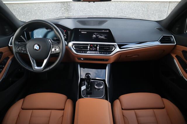 BMW 3-SERIE 330e High Executive Adaptieve cruise / 360 / Head-up / Harman Kardon / Dode hoek / Leder /