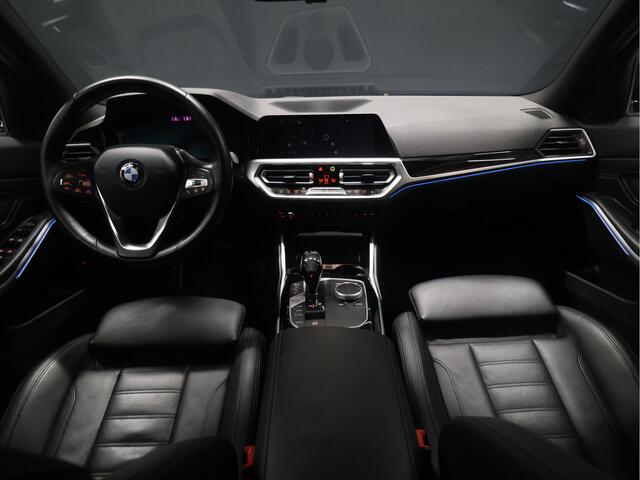 BMW 3-SERIE 330e eDrive Sport [SCHUIFKANTELDAK, PDC V+A, CAMERA 360, ADAPTIVE CRUISE CONTROL, LANE ASSIST, APPLE CARPLAY, ANDROID AUTO, STOELVERWARMING, SFEERVERLICHTING, NIEUWSTAAT]