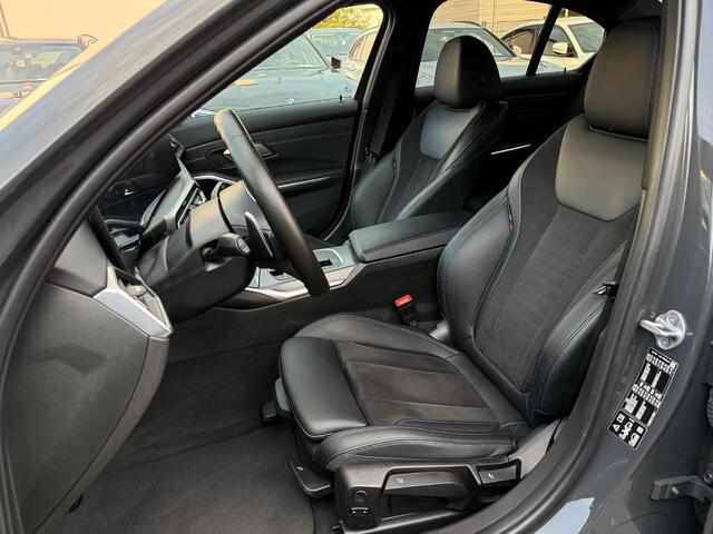 BMW 3-SERIE 320d xDrive M-SPORT ** LED, NAVI+, HALF-LEDER, HuD, ACC, 19-inch LMV, DRAVIT GRAU ** 1e EIG - UNFALLFREI - BMW GAR ** ** INFORMEER OOK NAAR ONZE AANTREKKELIJKE FINANCIAL-LEASE TARIEVEN **
