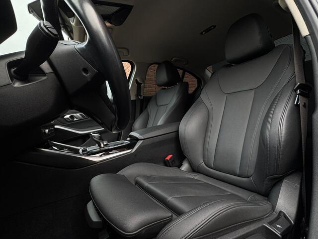 BMW 3-SERIE 318i 157PK Sportline Shadow Virtual Apple-Carplay Leer