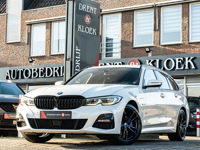 BMW 3-SERIE Touring 320e M-Sport Business Edition Plus PANO 19 INCH CAMERA SHADOW LINE TREKHAAK DODEHOEK