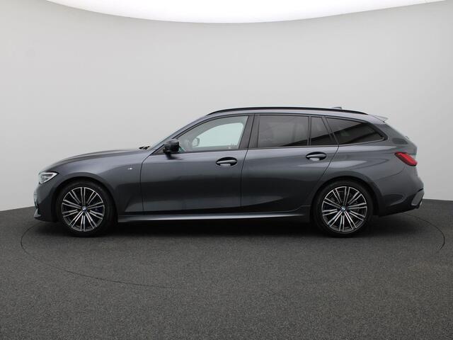 BMW 3-SERIE Touring 330i High Executive 258PK Aut. M-Sport, Adaptieve Cruise Controle,Side Assist, Achteruitrijcamera, 18" LM Velgen, Stoelverwarming, Leder, Alarm, PDC