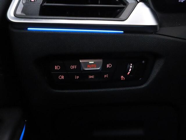 BMW 3-SERIE Touring 330e Business Edition Plus