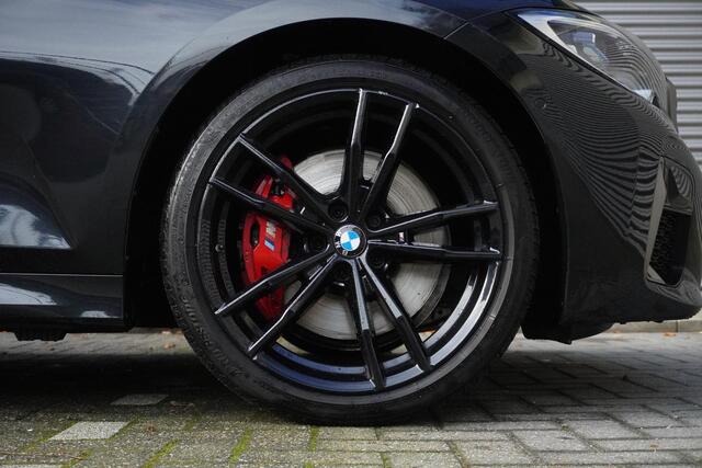 BMW 3-SERIE Touring M340i xDrive High Executive | Audio Media Pack | M Sport Plus Pack | Trekhaak met elektrisch wegklapbare kogel | Glazen panoramadak | Harman Kardon Surround Sound Systeem