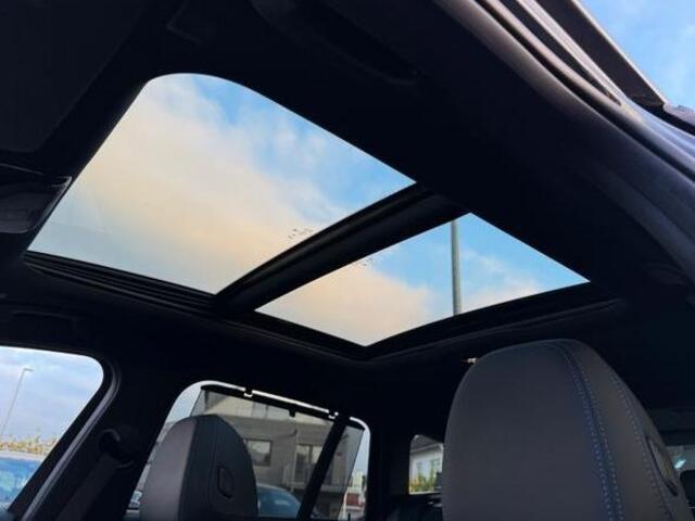 BMW 3-SERIE Touring 320d xDrive M-SPORT ** LED, NAVI+, HALF-LEDER, PANO, H&K, HuD, TREKH, 19-inch LMV ** 1e EIG - UNFALLFREI ** ** INFORMEER OOK NAAR ONZE AANTREKKELIJKE FINANCIAL-LEASE TARIEVEN **