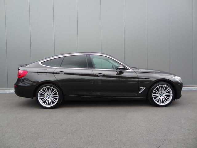 BMW 3-SERIE GT Gran Turismo 320i | LEDEREN SPORTSTOELEN | NAVI |