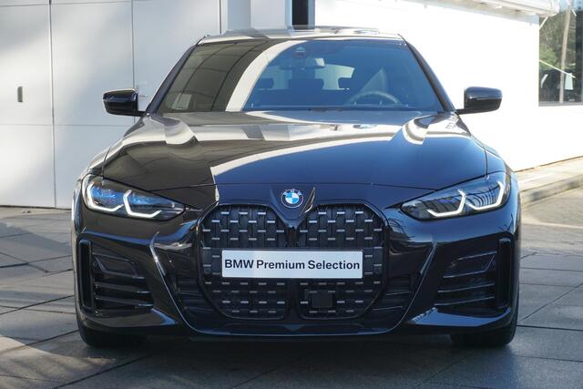 BMW 4-SERIE Gran Coupé 420i M Sportpakket Pro | High Executive | Safety Pack | Elektrisch bediend glazen schuif-/kanteldak | BMW Laserlight